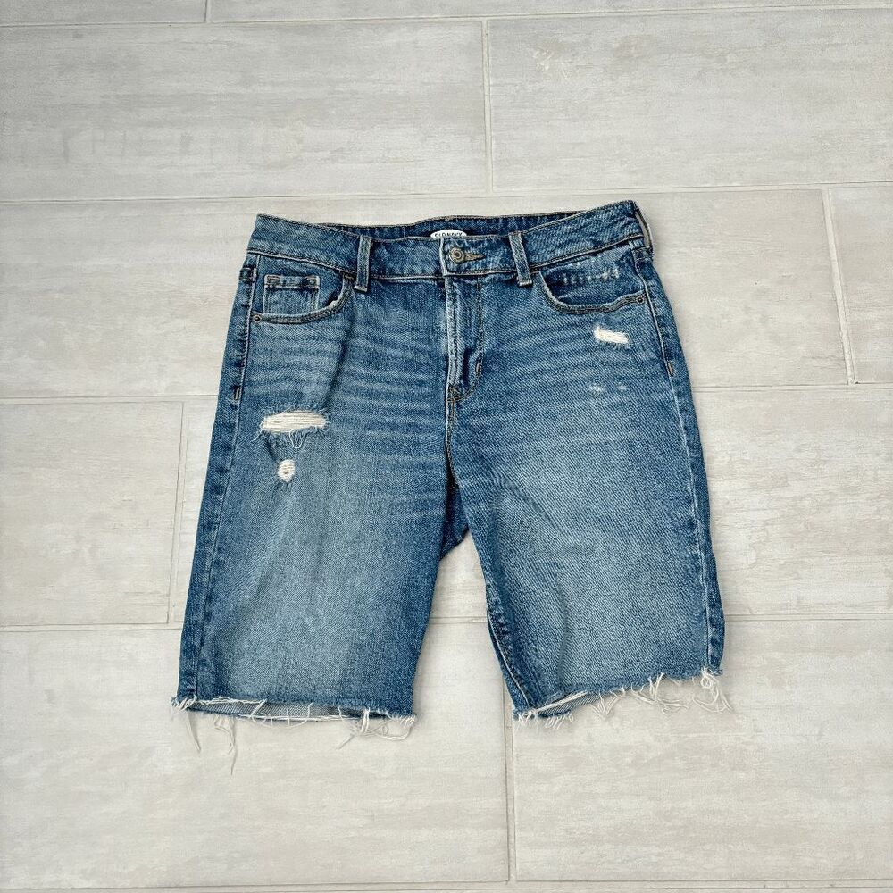 Mid-Rise Distressed Jean Bermuda Shorts 9 in Inseam Medium Wash Raw Hem Size 2